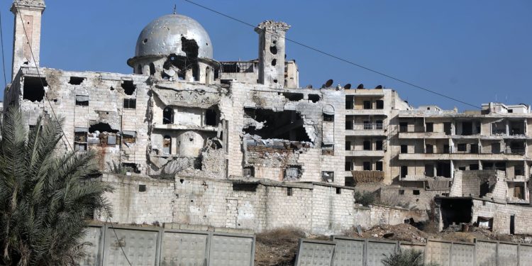 الإعلان عن وقف القتال في حي الشيخ مقصود بمدينة حلب 