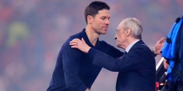 تشابي ألونسو يودّع ريال مدريد بعد 7 أشهر فقط على قيادته الفريق