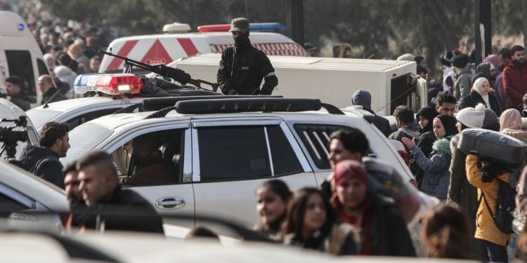 “قسد” تنفي وجودها في حلب والحكومة ترد