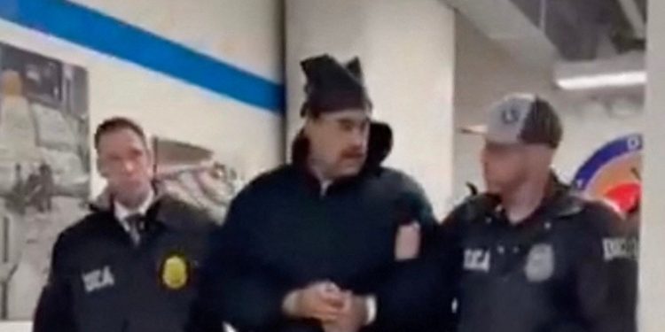 “نيويورك تايمز”: واشنطن جندت عميلاً لمراقبة تحركات مادورو لأشهر