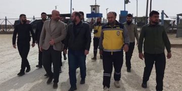 وزير الطوارئ يزور الحسكة ويطّلع على وضع مخيم “الهول”