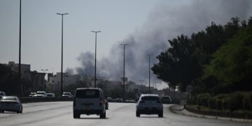 “الحرس الثوري” الإيراني يستهدف ناقلة أميركية في الخليج