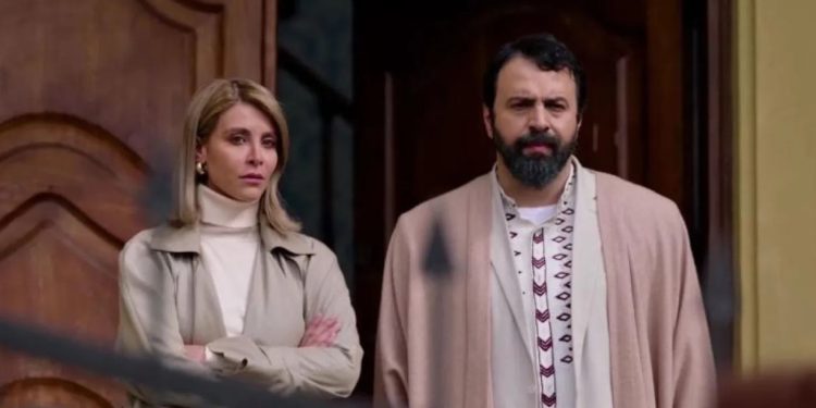 تيم حسن يستحضر أجواء “باب الحارة” في مشهد لافت من “مولانا”
