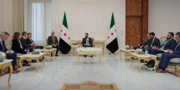 الشرع يلتقي وفداً من الأمم المتحدة في دمشق