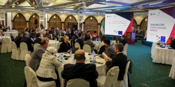 وزير الطوارئ: 60% من الأراضي الزراعية غير مستثمرة بسبب الألغام
