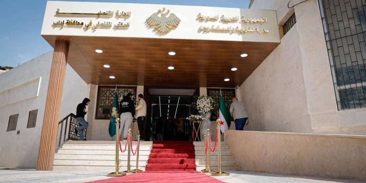 افتتاح أول مكتب قنصلي في إدلب لتوسيع الخدمات وتسهيل معاملات