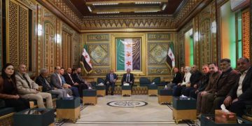 محافظ الحسكة يبحث مع مدير الأحوال المدنية إجراءات تجنيس الكرد