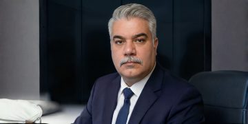 مصطفى إدريس لـ “963+”: سوريا تدخل معركة إدارة لا بقاء
