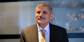 د. طلال مصطفى لـ “963+”: سوريا ورقة تفاوض متعددة الأطراف