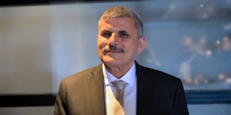 د. طلال مصطفى لـ “963+”: سوريا ورقة تفاوض متعددة الأطراف
