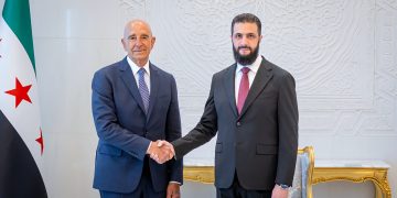 باراك في دمشق لبحث العلاقات الأميركية – السورية مع الشرع