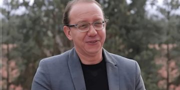 الممثل معن عبد الحق يكشف تفاصيل توقيفه
