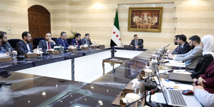 اجتماع في الرئاسة السورية لوضع خطة لتوجيه دعم المانحين نحو المشاريع الحيوية