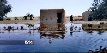 محافظة دير الزور توقف عمل العبّارات والمياه تغمر أراضٍ زراعية في الرقة