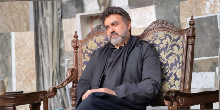 فراس إبراهيم يفند الشائعات حول تدهور وضعه الصحي