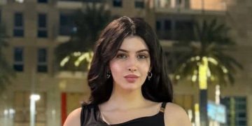 سارة بركة تكشف عن عمرها الحقيقي