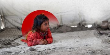 الموت تحت الأنقاض: كارثة الأفاعي والعقارب الصامتة تهدد أطفال سوريا