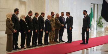 الشرع يستقبل ماكرون في دمشق لبحث تعزيز العلاقات الثنائية والتعاون المشترك