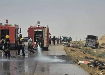 65 ضحية بحصيلة أولية لحادث تصادم حافلتين على طريق دمشق ـ دير الزور