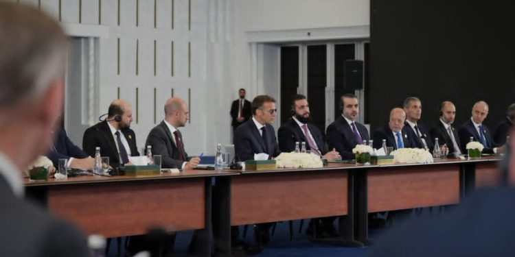 الشرع وماكرون يؤكدان تعزيز الشراكة الاقتصادية بين سوريا وفرنسا