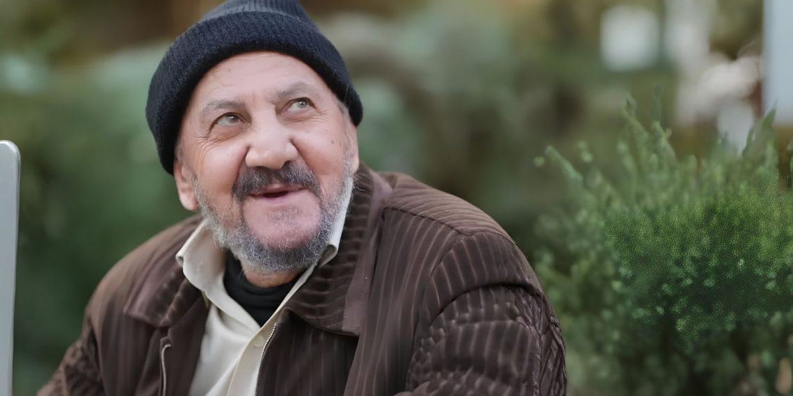 عبد الله شيخ خميس يطمئن جمهوره بعد خضوعه لعملية جراحية