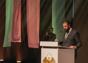الشرع: صناعة النسيج تحكي تاريخ سوريا.. و”ناس تكس 2026″ بوابة للتعافي الاقتصادي